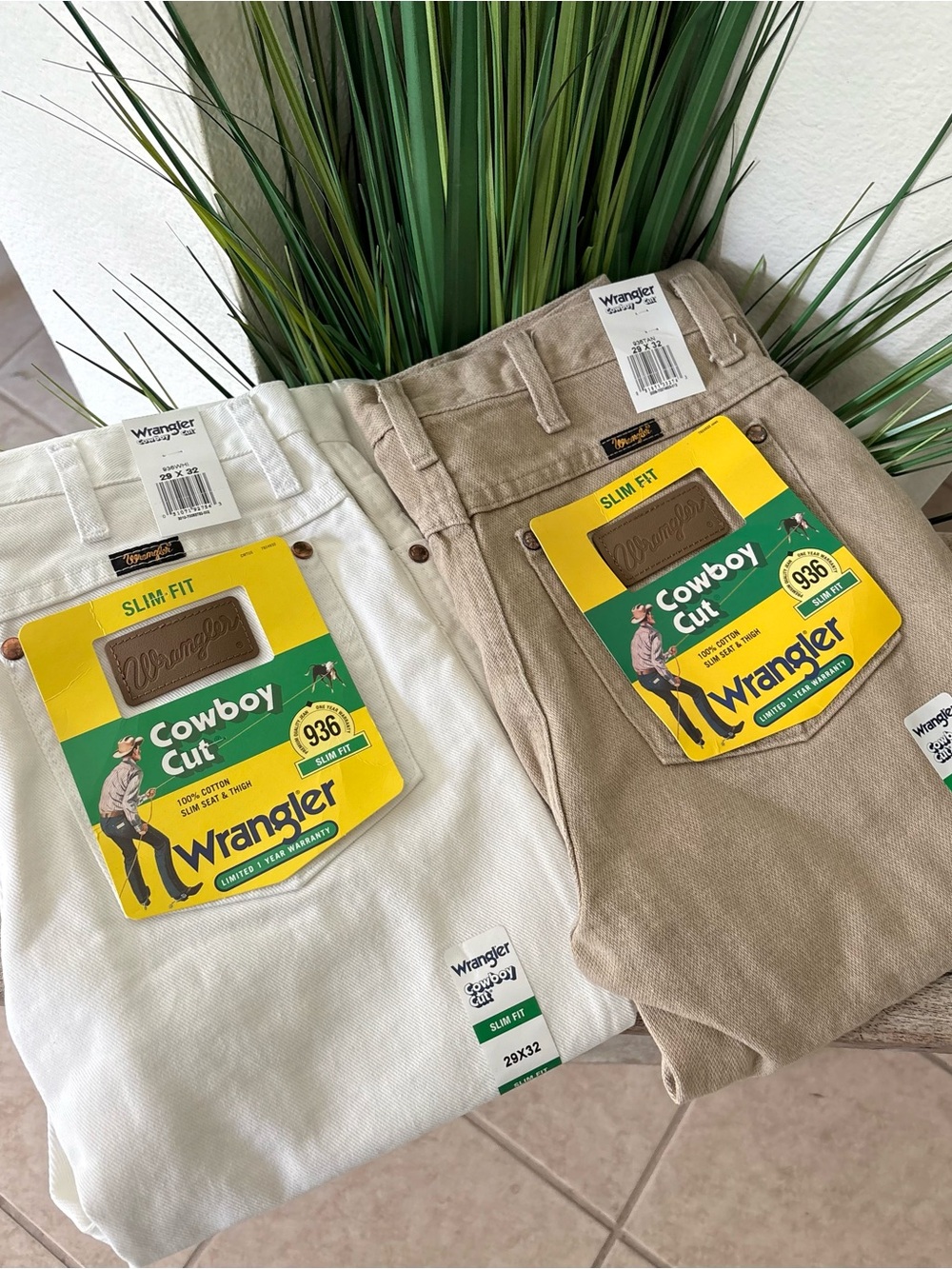 Bundle Wrangler Cowboy Cut Slim Fit Jeans - White & Khaki/Tan